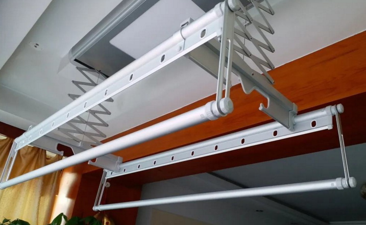 购买知名品牌晾衣架,减少晾衣架故障维修 购买知名品牌晾衣架,减少晾衣架故障维修