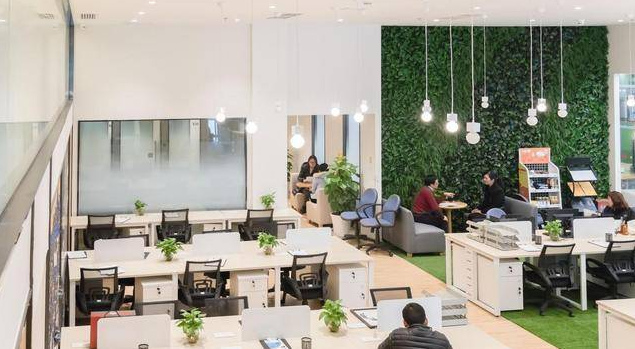 东莞家具厂停产,员工却对老板恋恋不舍,网友:这才是好老板 东莞家具厂停产,员工却对老板恋恋不舍,网友:这才是好老板